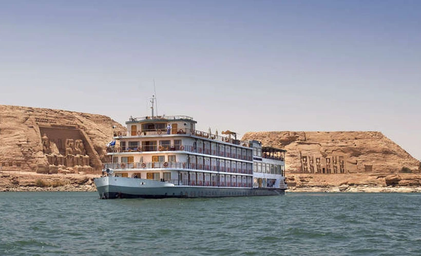 Paquete de Viaje de Lujo a Egipto – 12 Días entre Pirámides, Nilo y Lago Nasser
